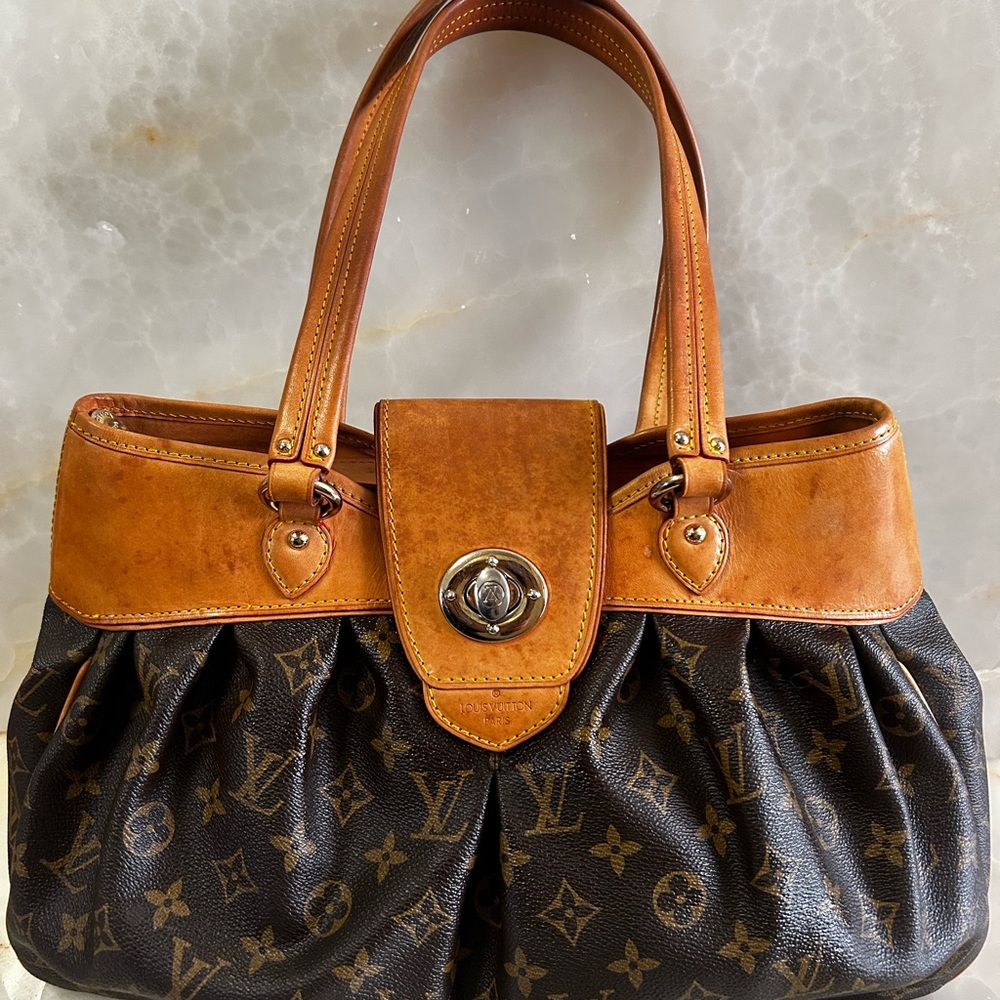 Louis Vuitton Brown Shoulder Bag with Monogram Design